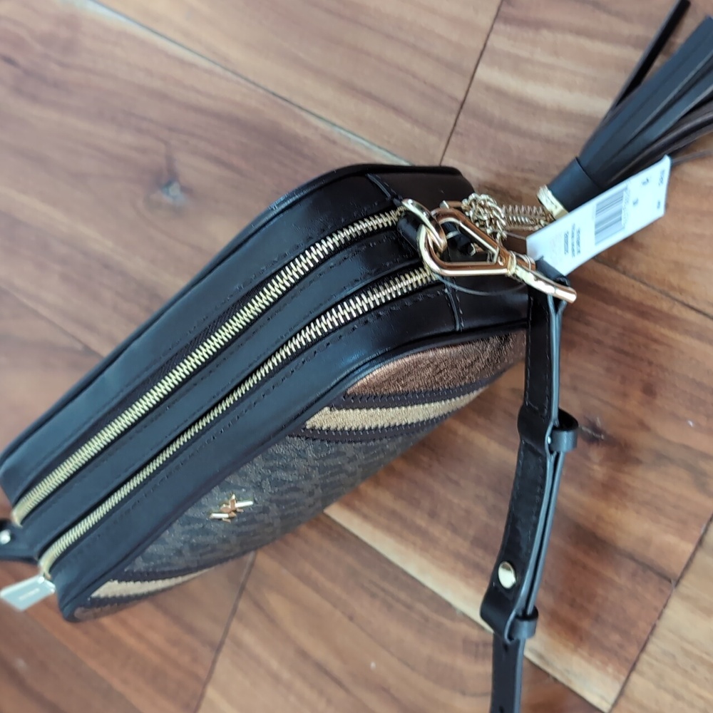 Michael Michael Kors Signature Tri Color Crossbody Camera Bag Nwt ❤ - Picture 8 of 9